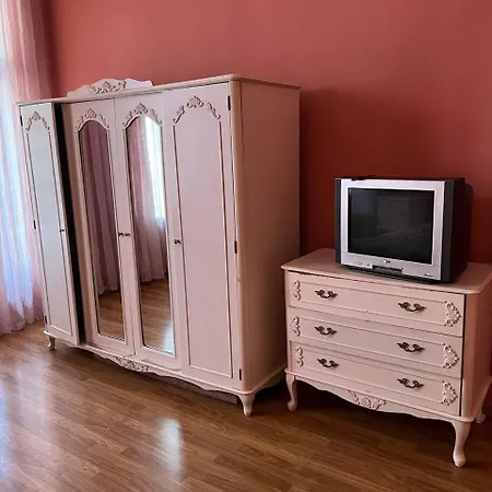 большая 3-х комнатная, центр, ланжерон, базарная, Bazarnaya Apartman Odessza